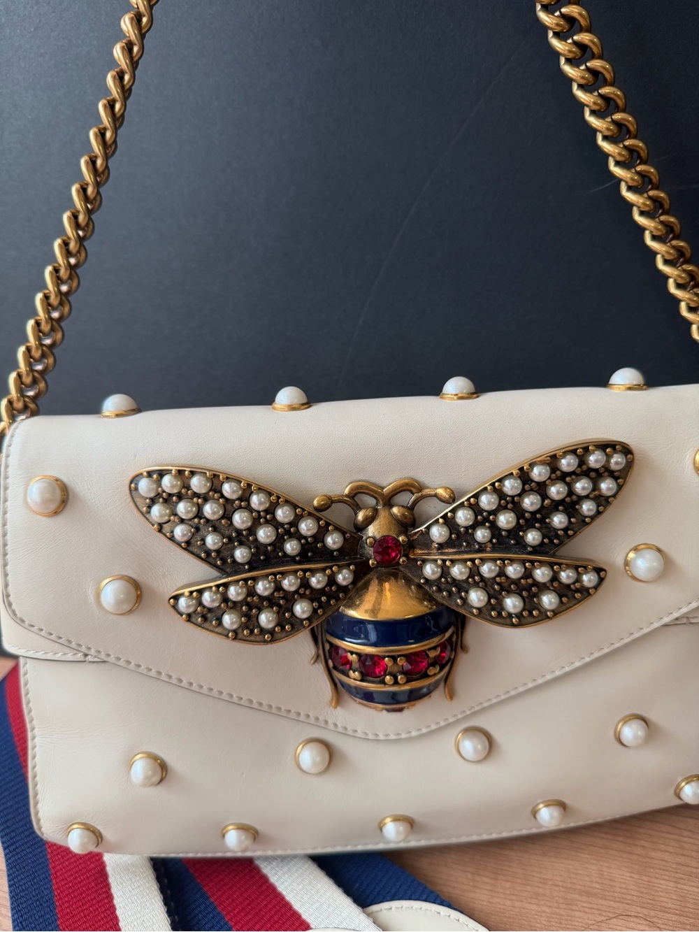 Gucci Queen Margaret Bag with Jeweled Bee. Authentic COA included. - Picture 2 of 7